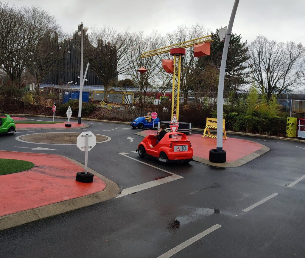 circuit voiture conduite futuroscope