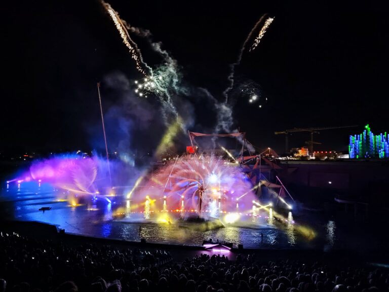 spectacle nocture futuroscope