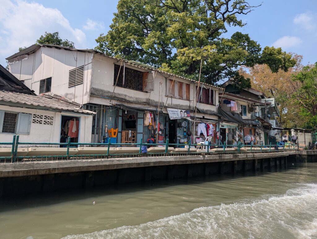 Bangkok maison sur les klongs