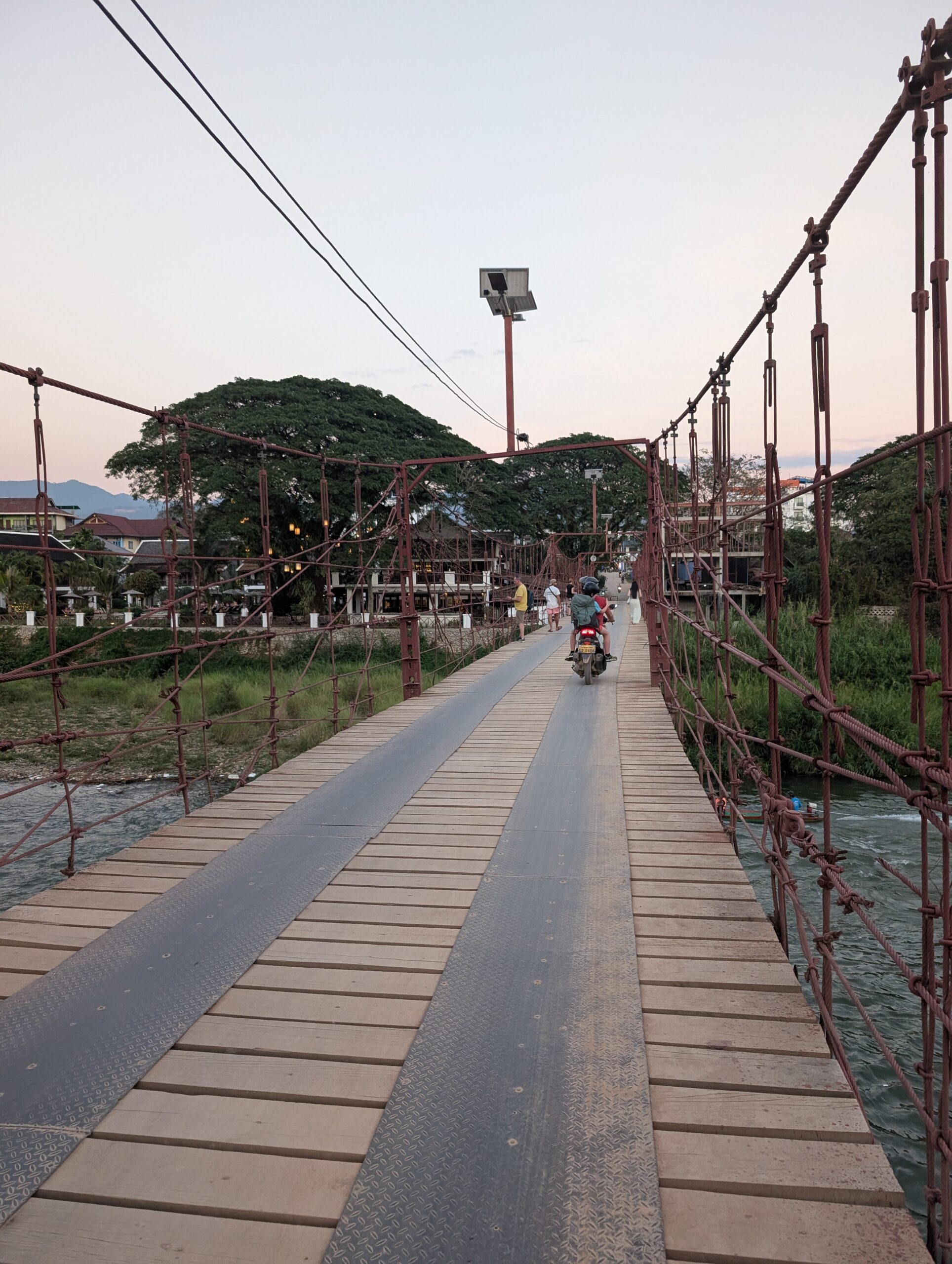 pont scooter Vang Vieng Laos