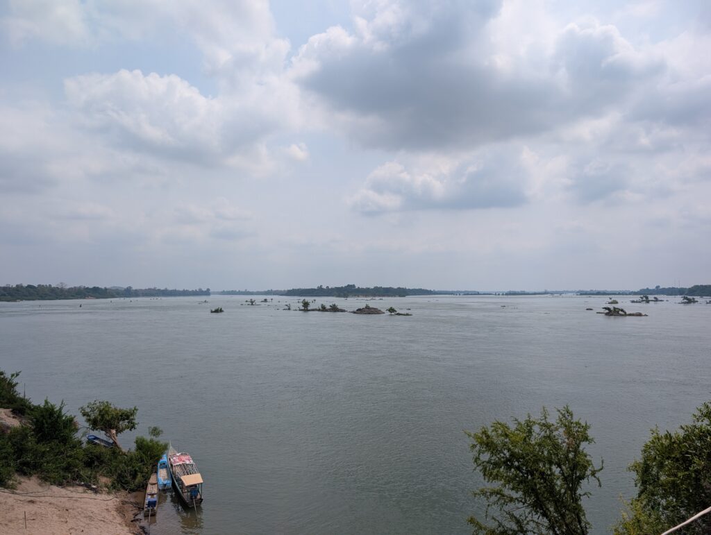 Mekong frontière Sud Laos Cambodge