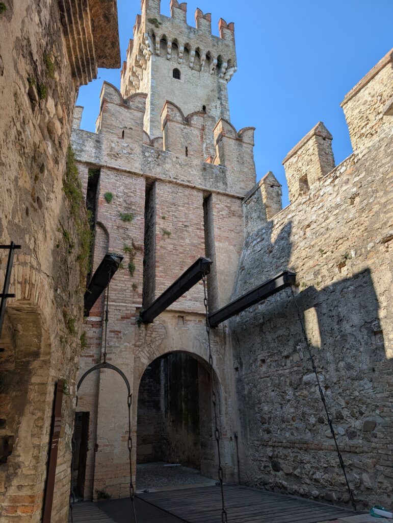 pont levis château Sirmione