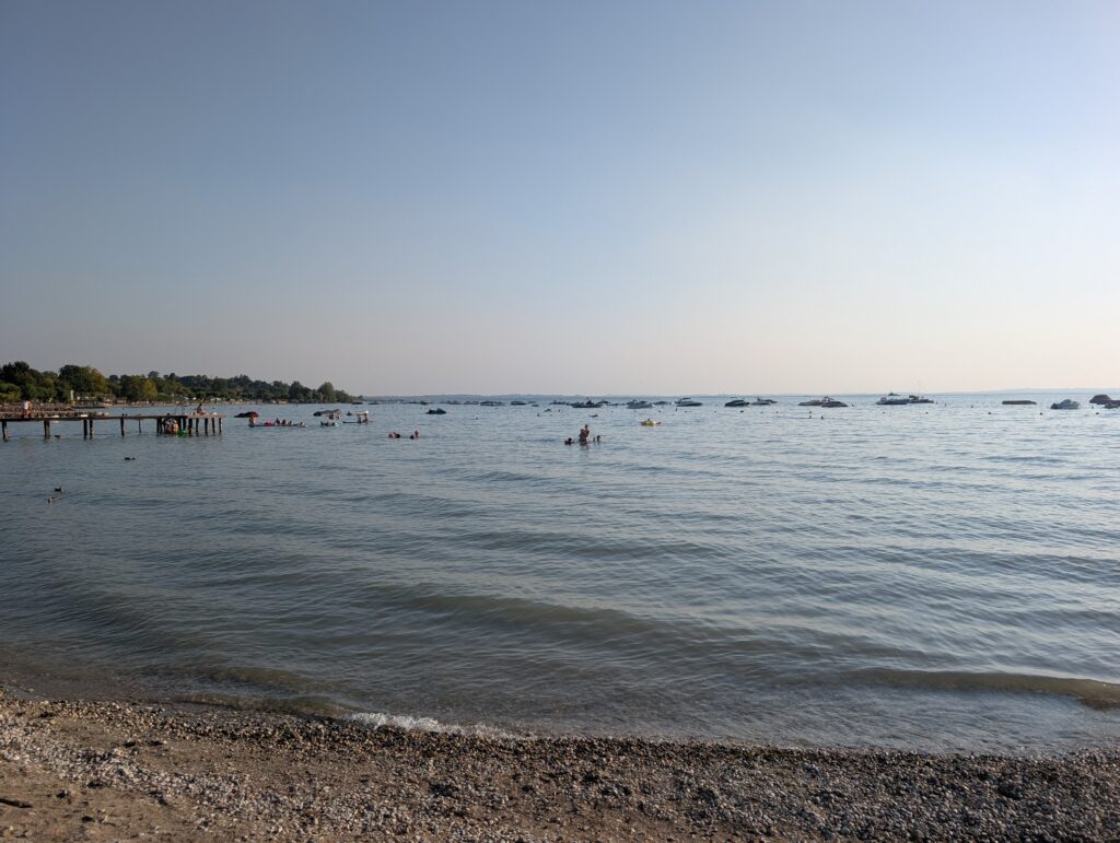 plage sud Lazise Lac de Garde Italie